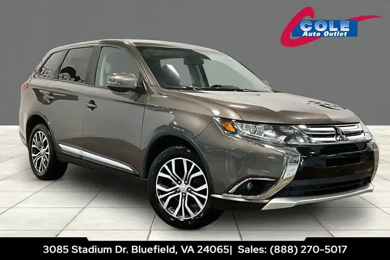 2018 Mitsubishi Outlander SE S-AWC's photo