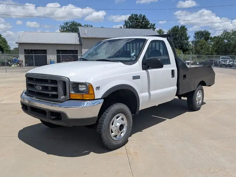 2001 Ford F-250 XL 4x4 Regular Cab's photo