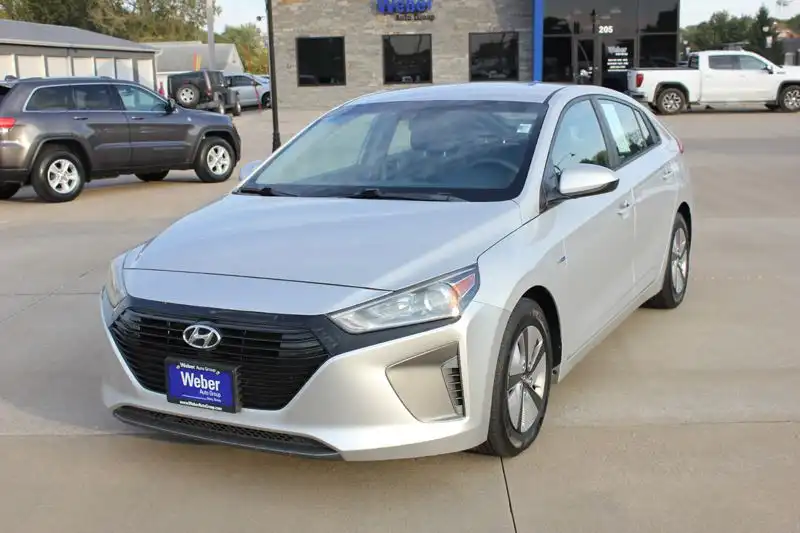 2019 Hyundai Ioniq 1.6 Blue Hybrid DCT's photo