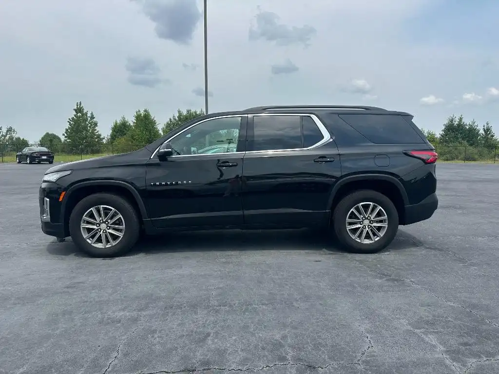 2023 Chevrolet Traverse FWD 1LT's photo