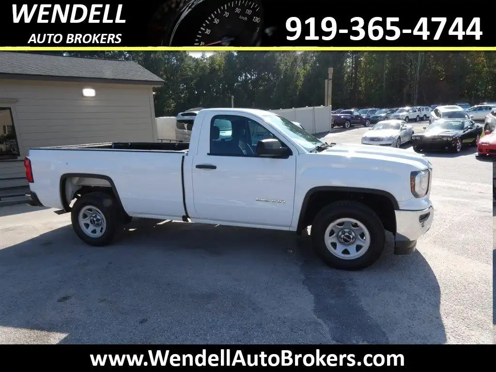 2018 GMC Sierra 2WD Regular Cab Long Box's photo