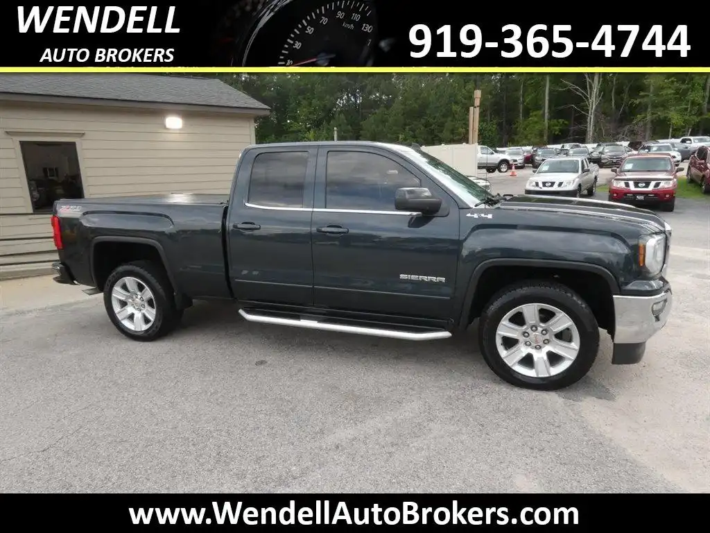 2017 GMC Sierra 4WD Double Cab Standard Box SLE's photo