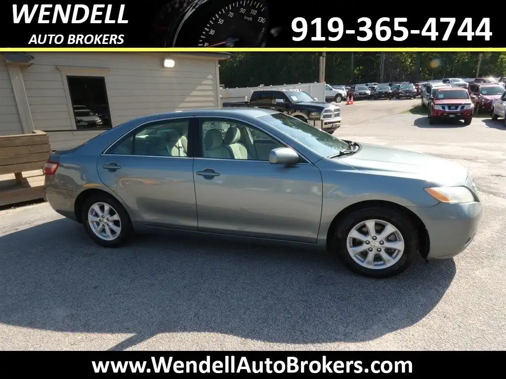 2008 Toyota Camry 2.4 Auto LE's photo
