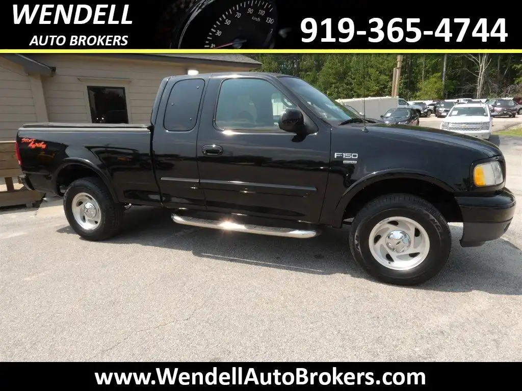 2000 Ford F-150 XLT 4x4 SuperCab SWB Styleside's photo