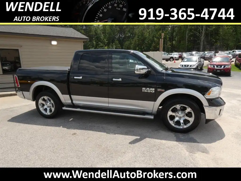 2016 RAM 1500 Laramie 4x4 Crew Cab 5'7's photo