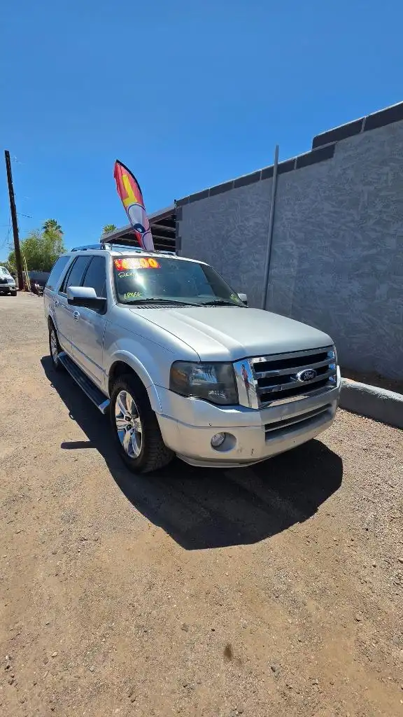 2014 Ford Expedition Limited's photo