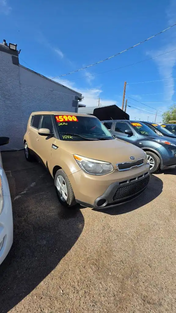 2016 Kia Soul 1.6L Base 5-Door's photo