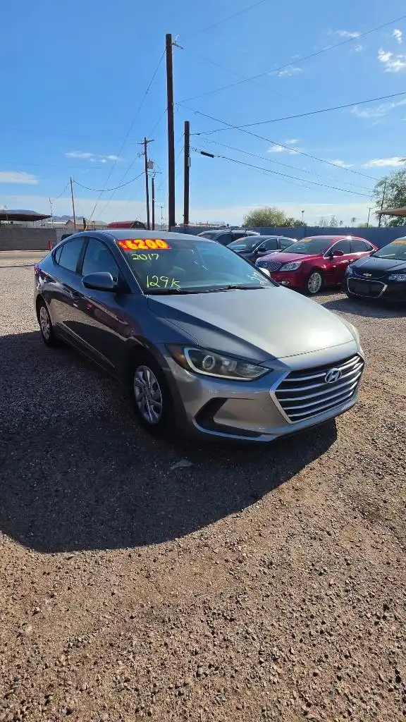 2017 Hyundai Elantra 2.0 SE A/T PZEV's photo