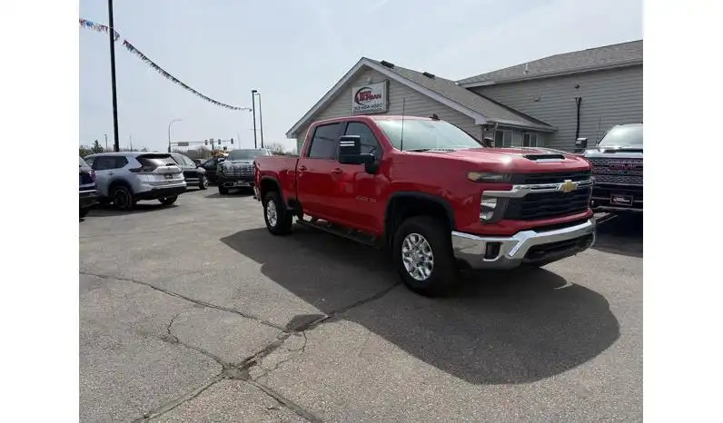 2025 Chevrolet Silverado HD LT 4WD Crew Cab Standard Box's photo