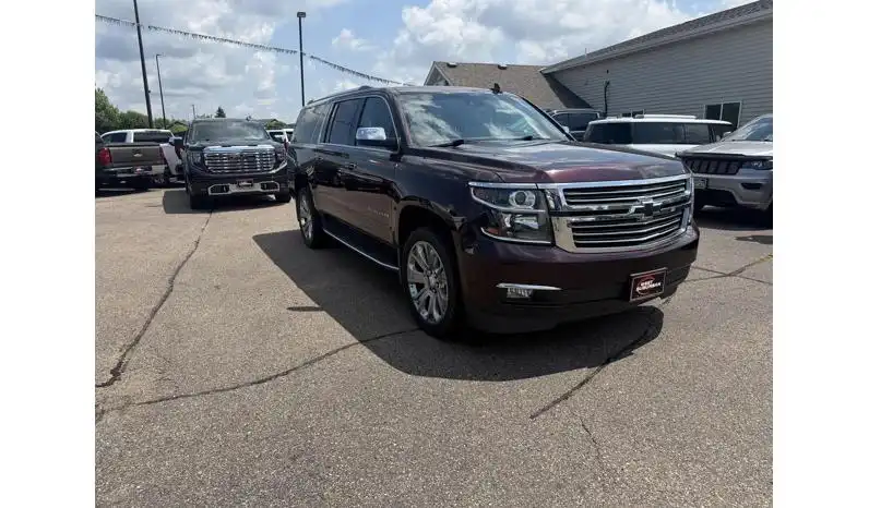 2017 Chevrolet Suburban 4WD 1500 Premier w/8-speed's photo