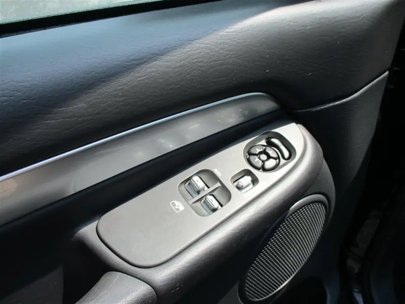 2004 Dodge Ram SRT-10 Base photo 3