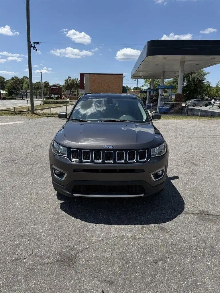 2019 Jeep Compass Limited's photo