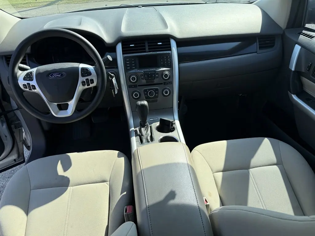 2013 Ford Edge SE AWD (Fleet) photo 5