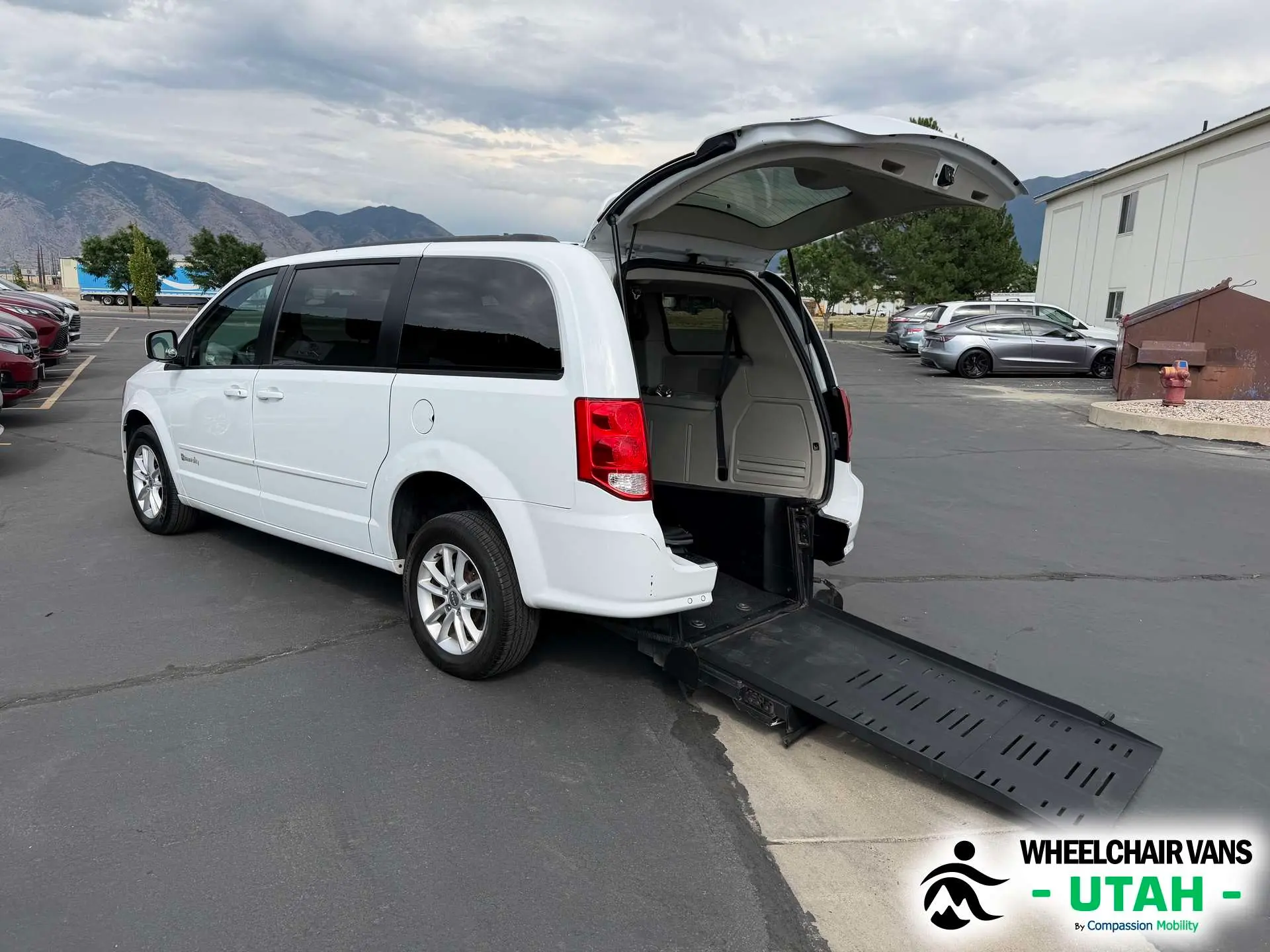 2016 Dodge Grand Caravan SXT photo 4