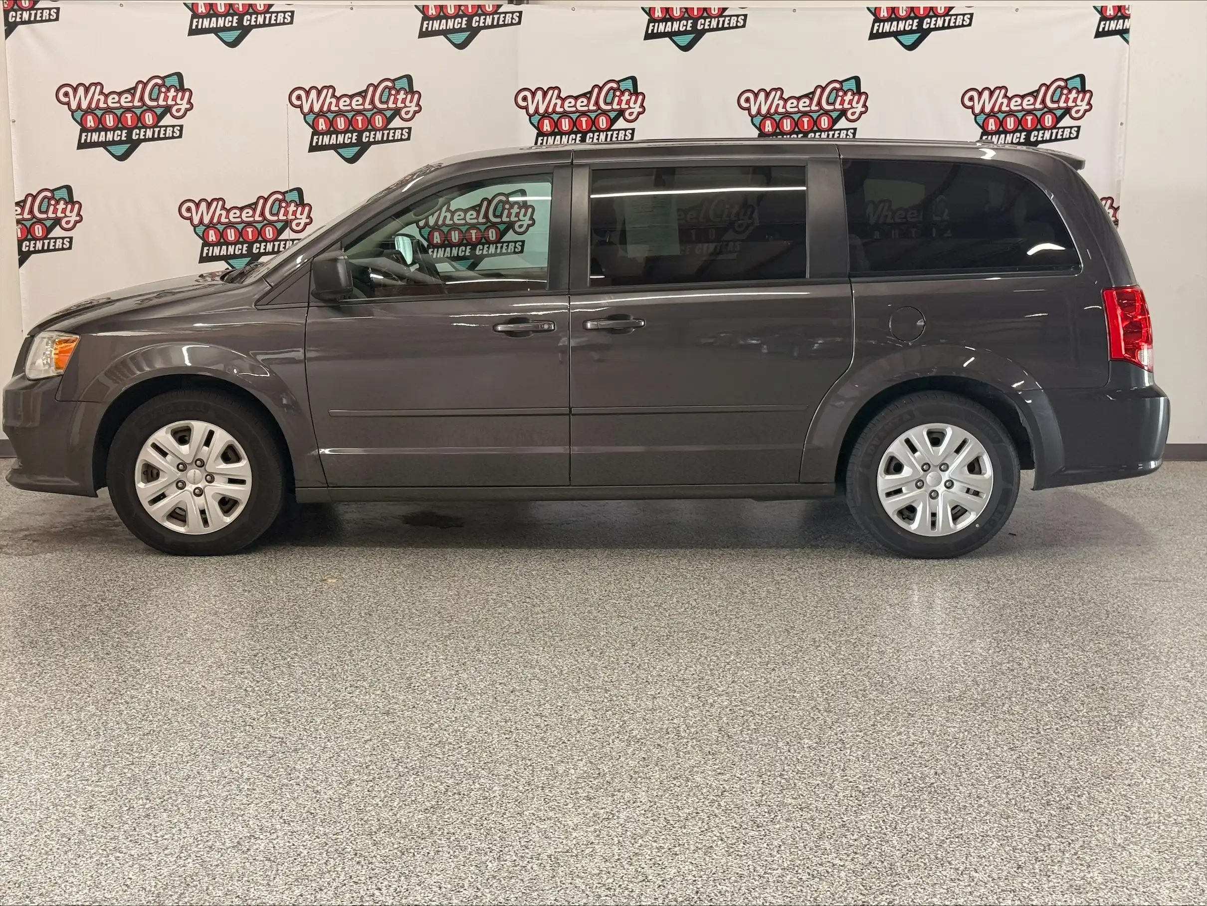 2017 Dodge Grand Caravan SE's photo
