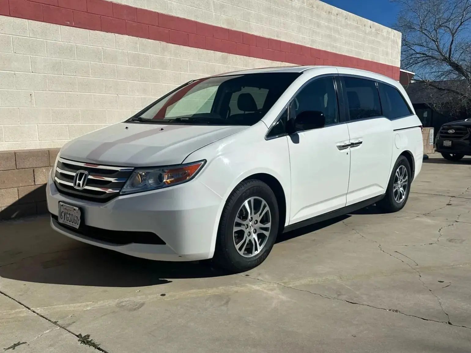 Vehicle Image 2