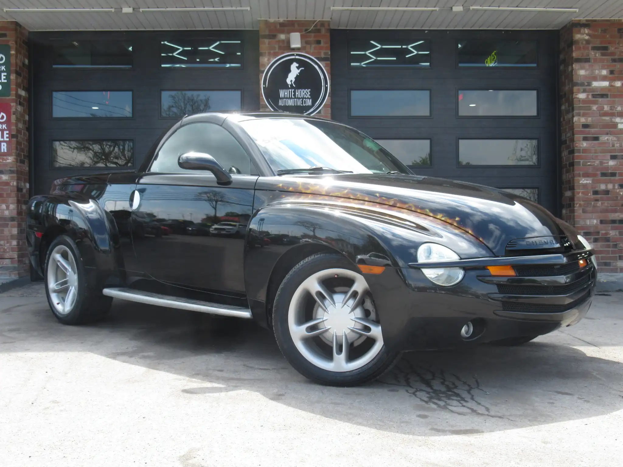 2004 Chevrolet SSR LS's photo