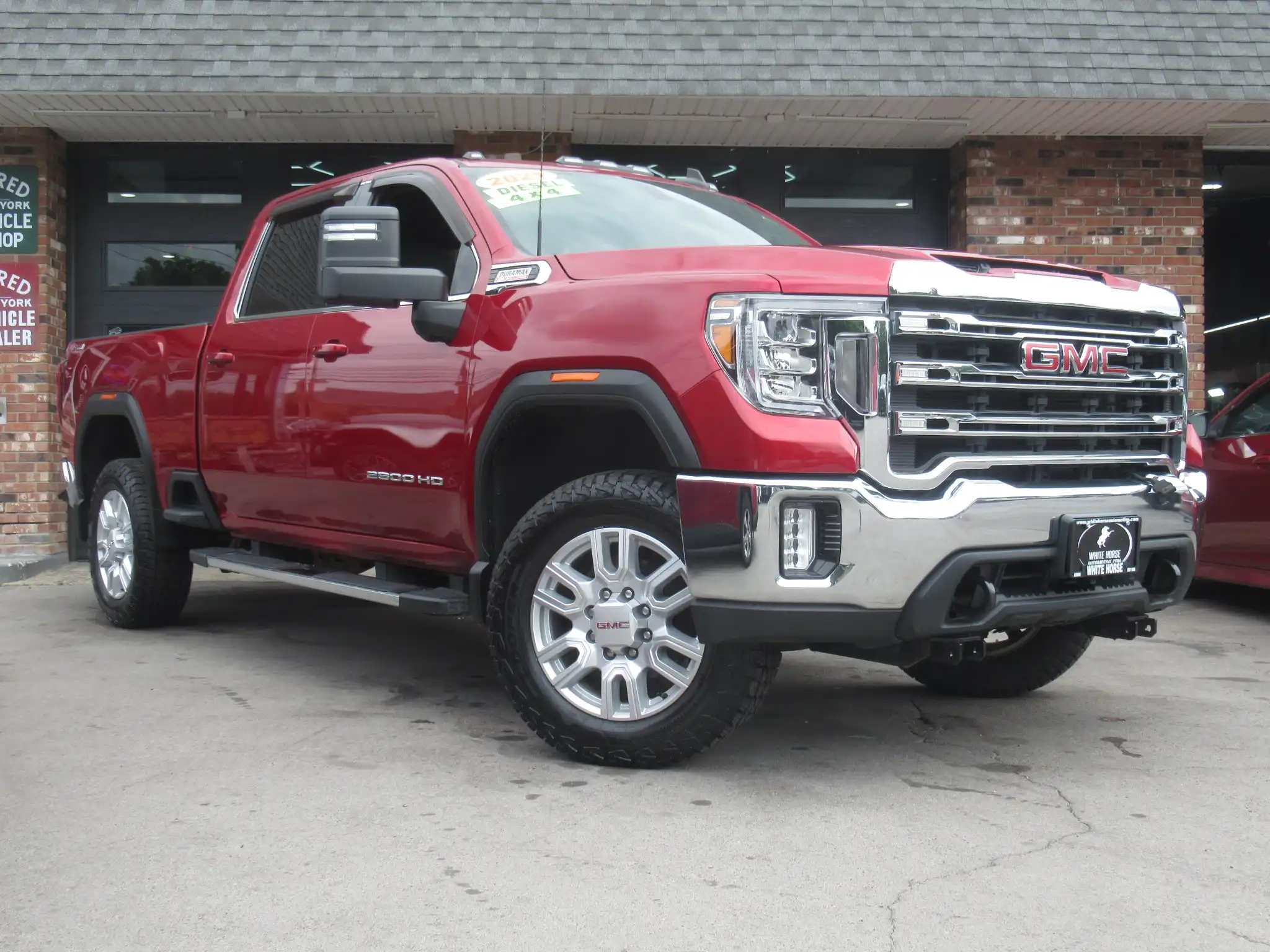 2021 GMC Sierra 4WD Crew Cab Standard Box SLE's photo
