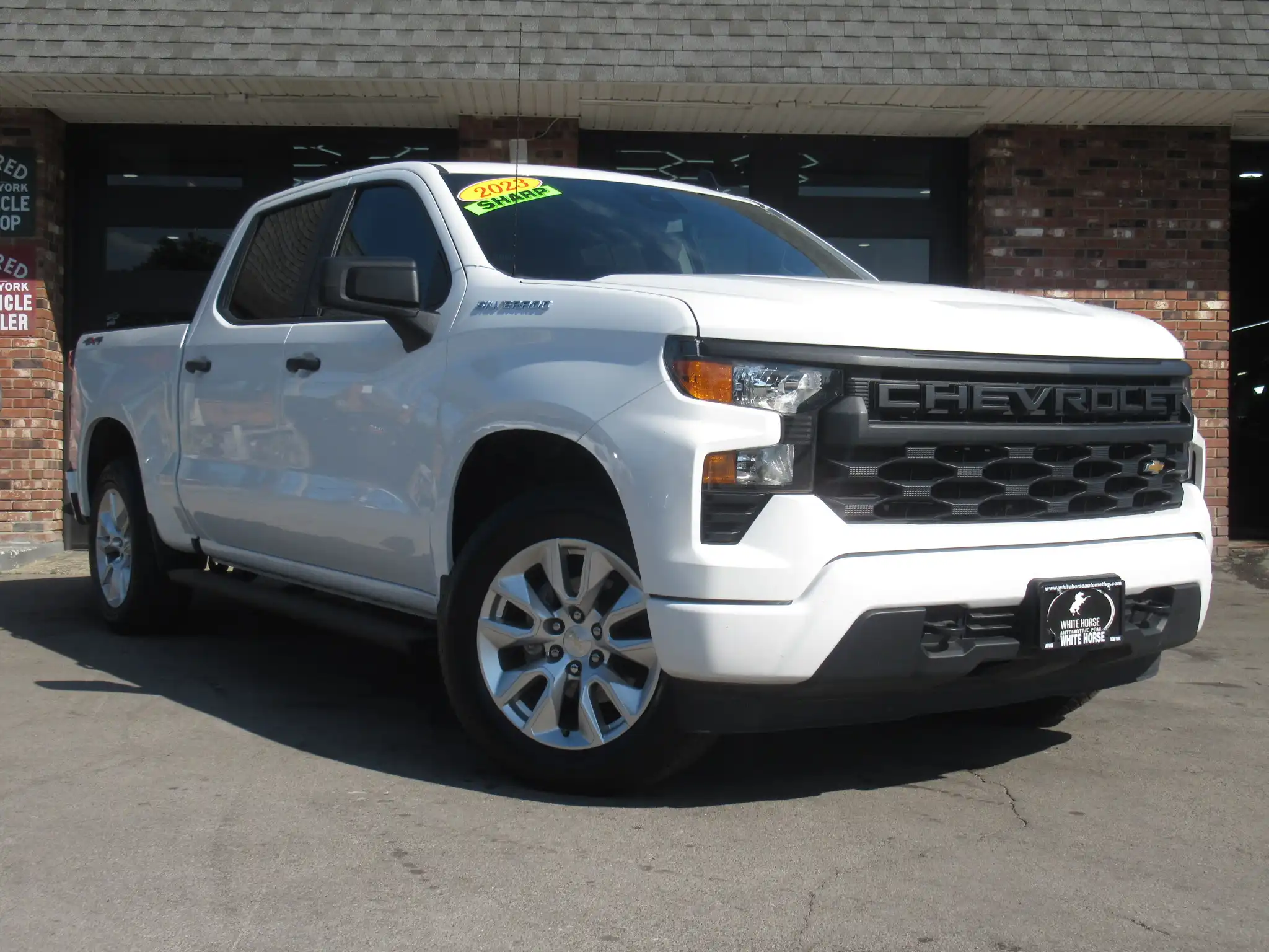 2023 Chevrolet Silverado 1500 Custom 4WD Crew Cab Short Box's photo