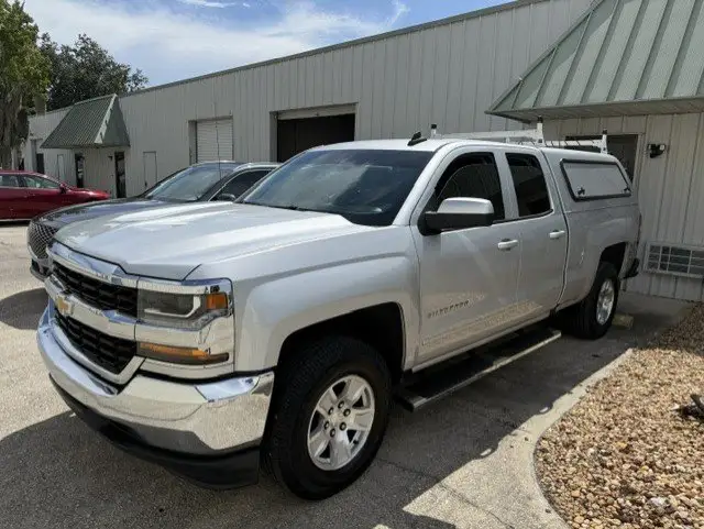 2019 Chevrolet Silverado 1500 LT Double Cab Std Box photo 1