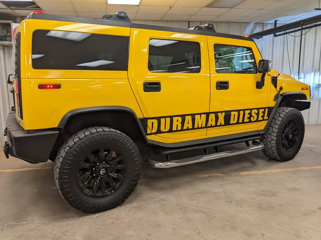2004 Hummer H2 With B2E's photo