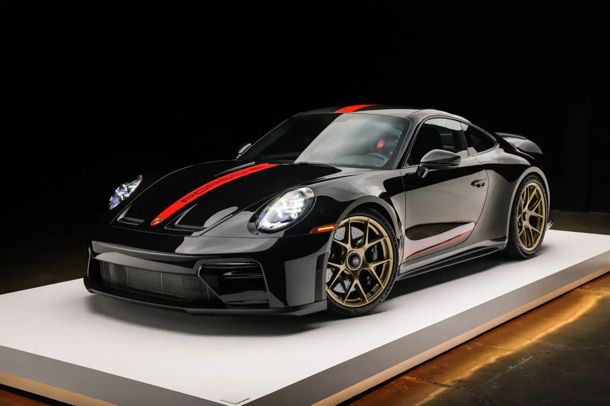 2025 Porsche 911 GT3's photo