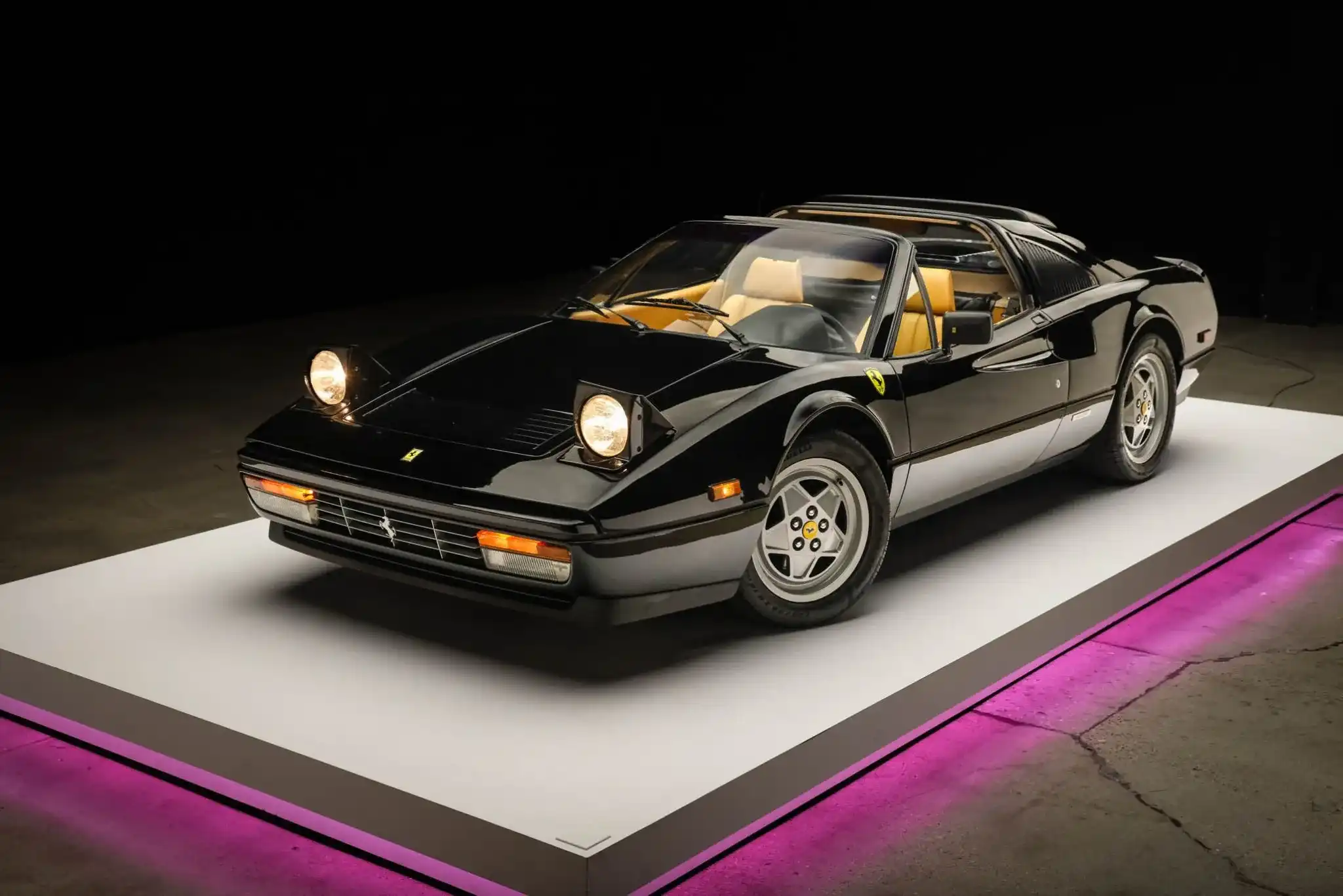 1989 Ferrari 328's photo