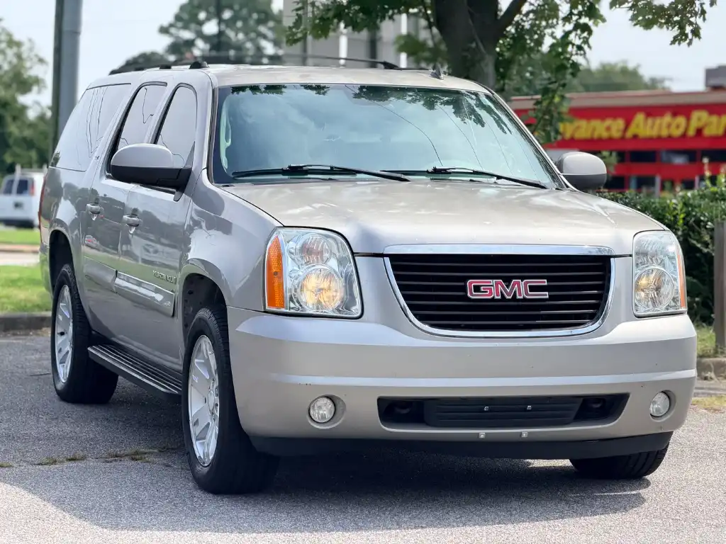 2007 GMC Yukon's photo