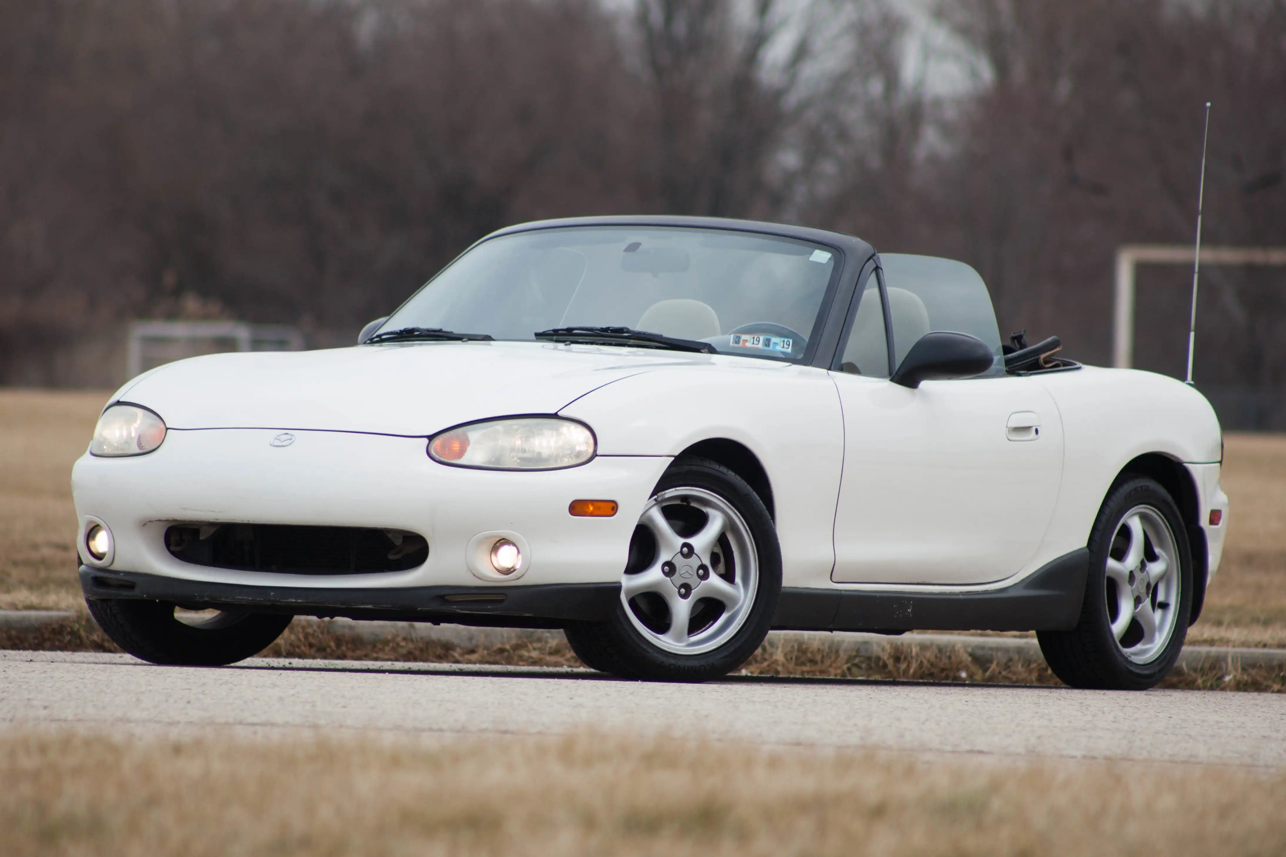 2000 Mazda MX-5 Miata's photo