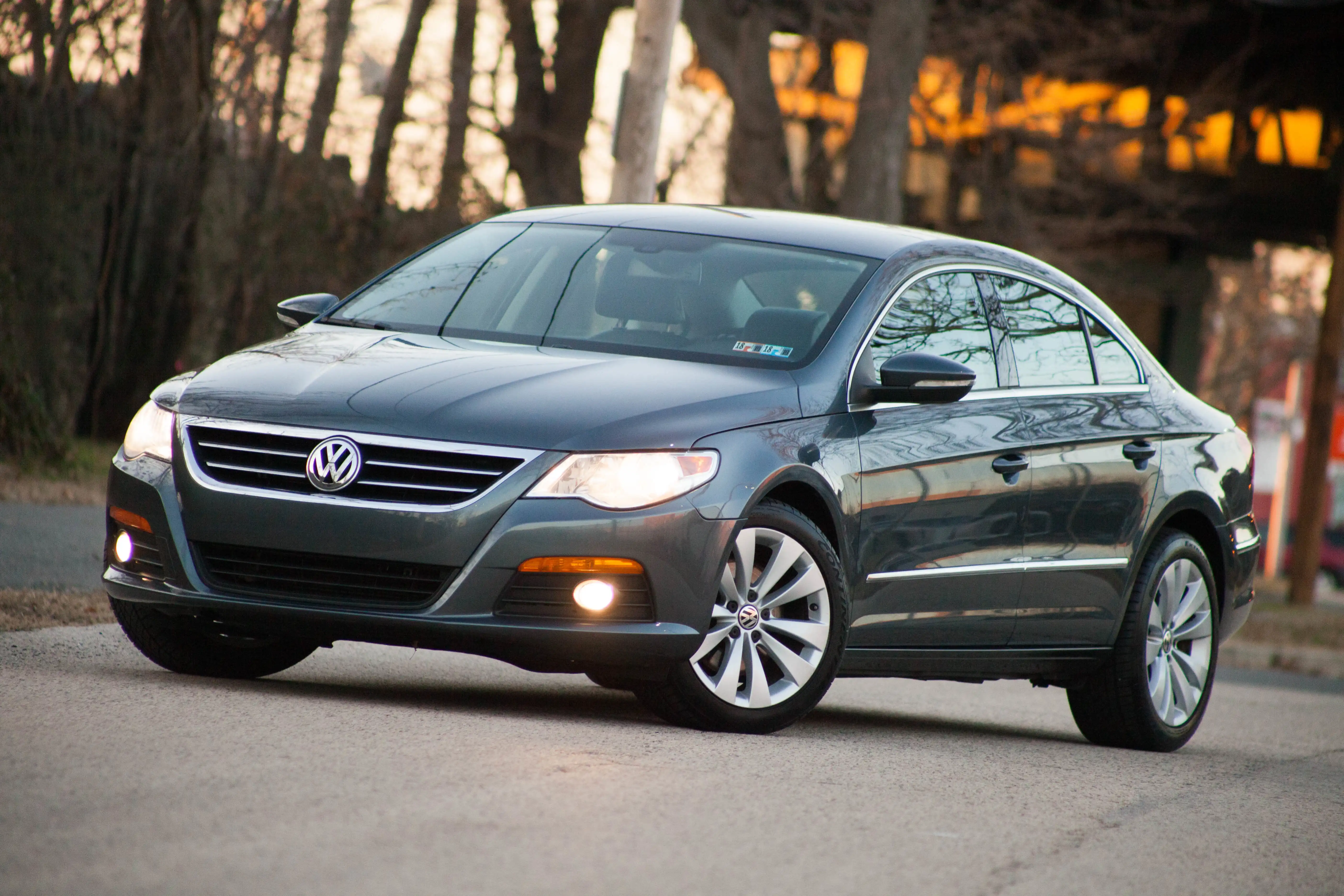 2010 Volkswagen CC Tiptronic Sport's photo