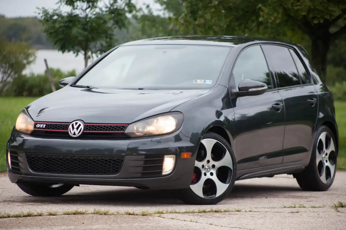2013 Volkswagen Golf GTI 4-Door PZEV's photo