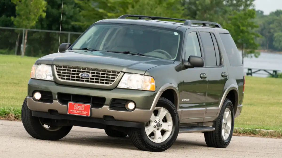 2004 Ford Explorer Eddie Bauer 4.6 4x4's photo