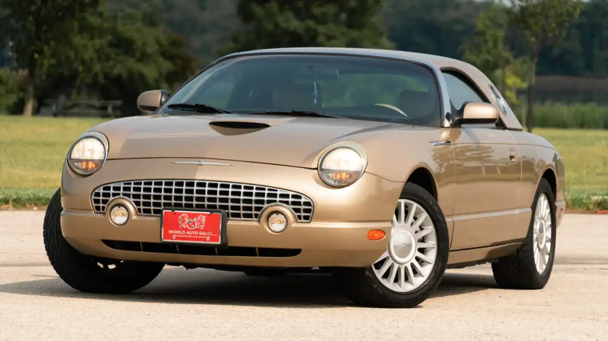 2005 Ford Thunderbird Deluxe's photo