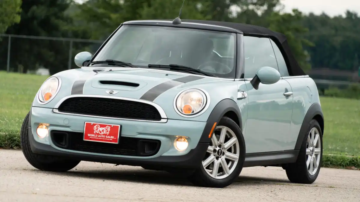 2014 MINI Cooper S's photo
