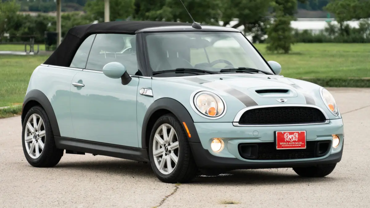 2014 MINI Cooper S photo 5