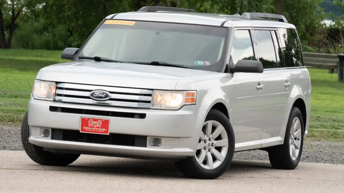 2009 Ford Flex SE FWD's photo