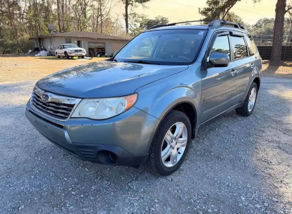 2010 Subaru Forester 2.5X Premium AT's photo