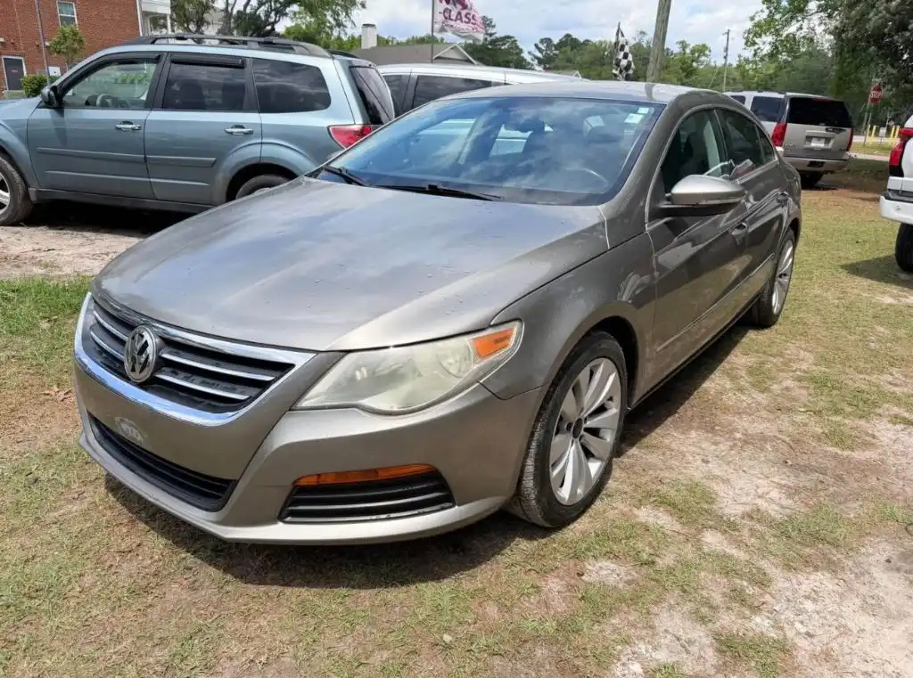 2011 Volkswagen CC Tiptronic Sport's photo