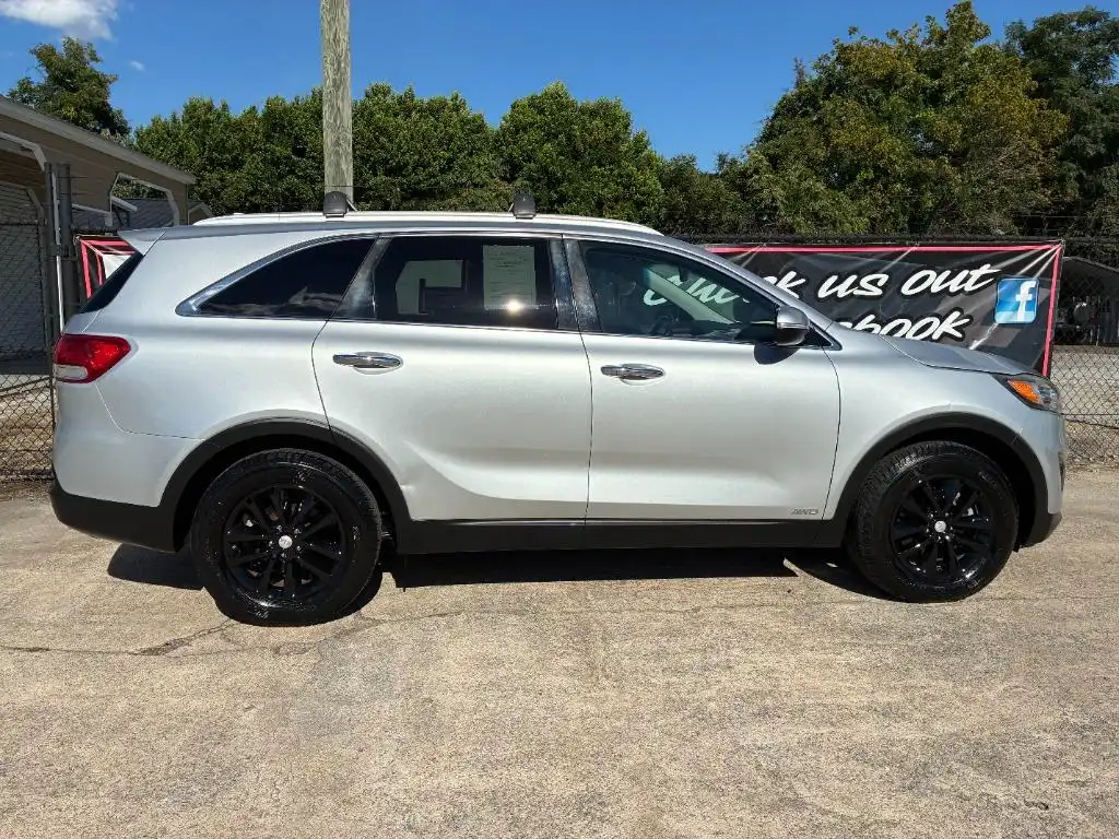 2017 Kia Sorento LX 4WD Auto's photo