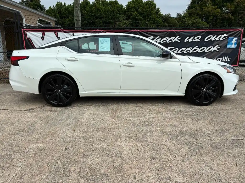 2019 Nissan Altima 2.5 SR's photo