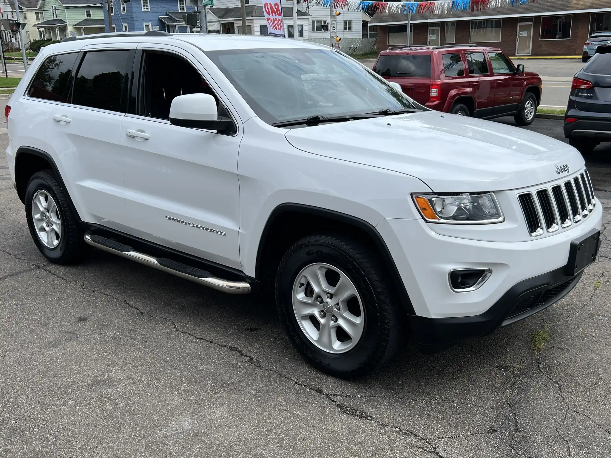 2015 Jeep Grand Cherokee Laredo E 4WD's photo