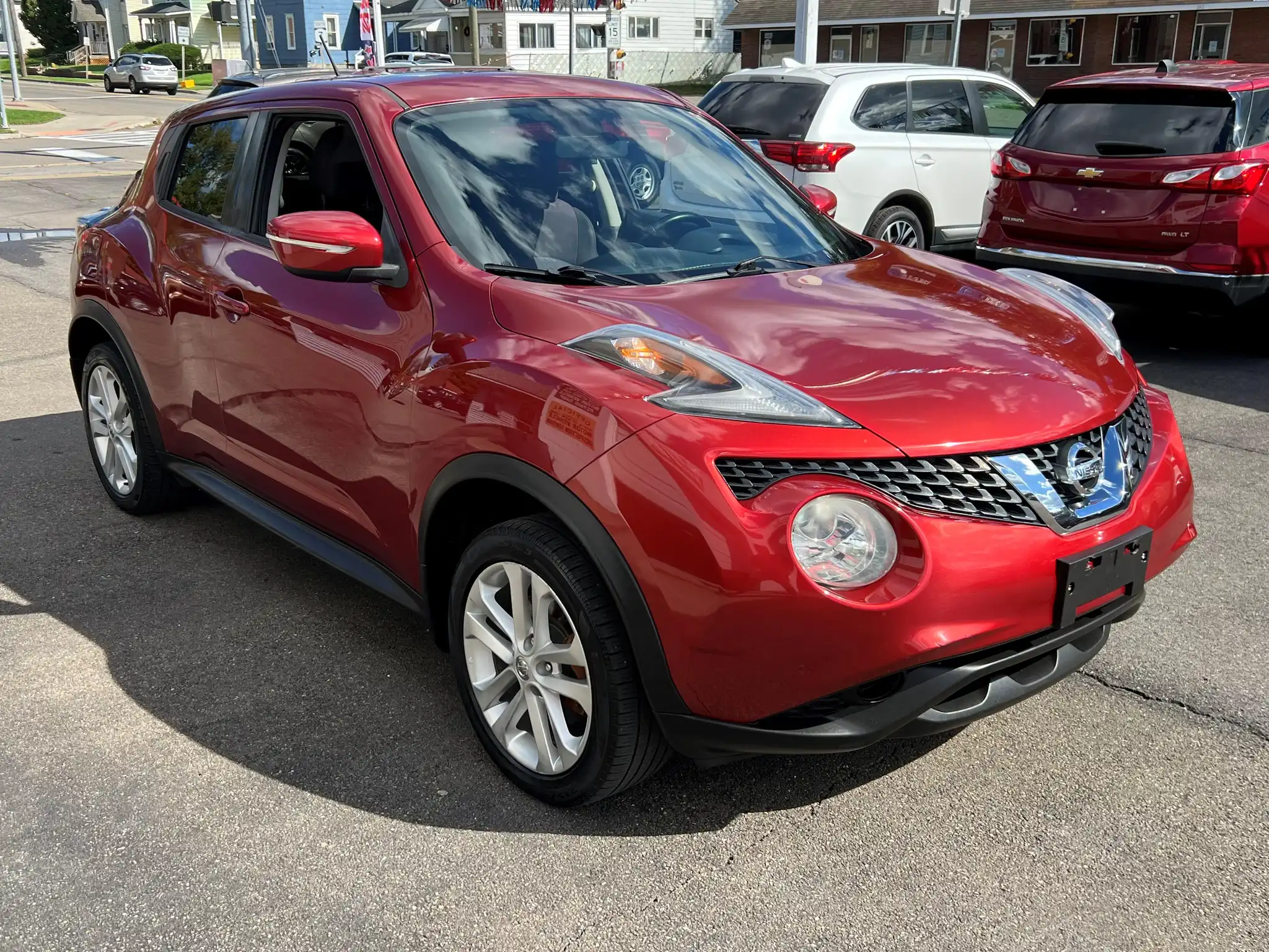 2015 Nissan Juke SV AWD CVT's photo