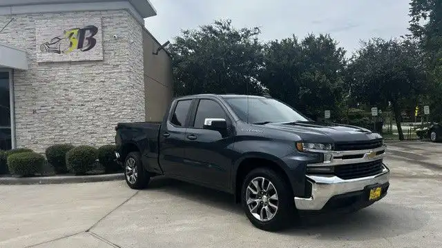 2020 Chevrolet Silverado 1500 LT Double Cab Std Box's photo