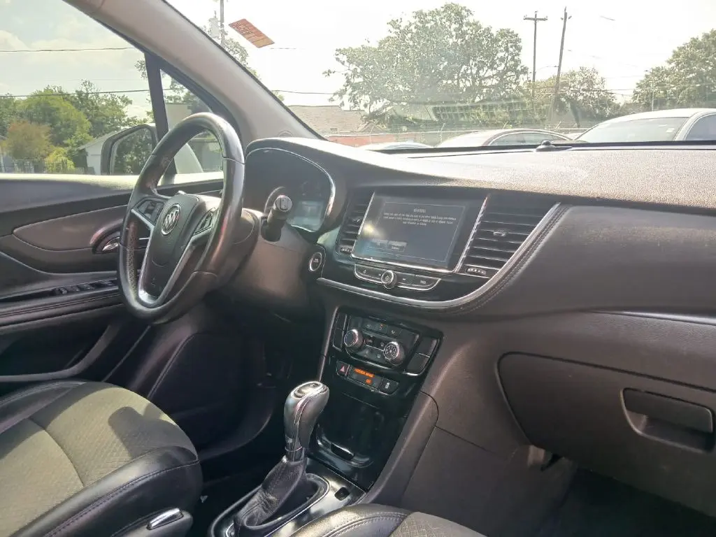 2019 Buick Encore Preferred photo 5