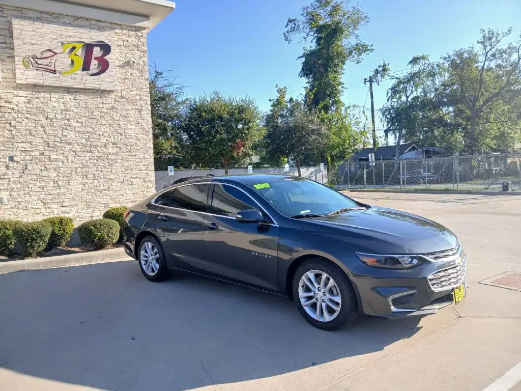 2017 Chevrolet Malibu 1LT's photo