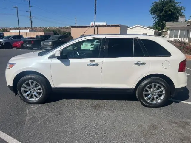 2011 Ford Edge SEL photo 4