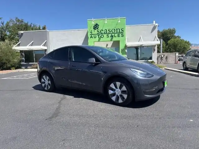 2020 Tesla Model Y Long Range Dual Motor All-Wheel Drive's photo