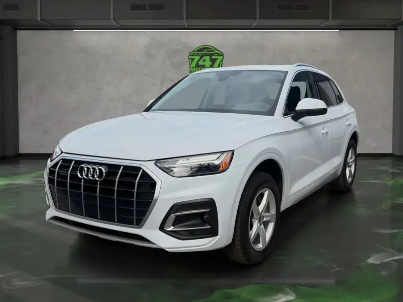 2023 Audi Q5 40 Premium's photo