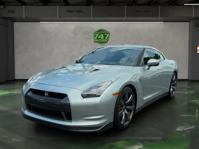 2009 Nissan GT-R GT-R Premium's photo