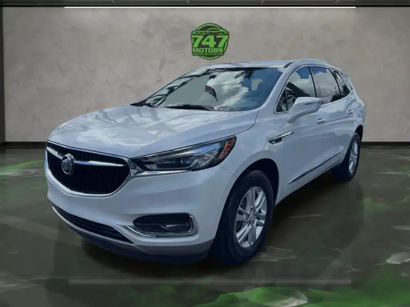 2021 Buick Enclave Essence's photo